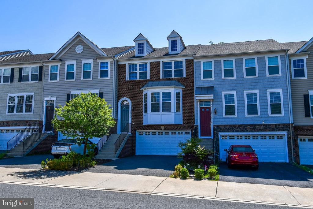 Residential in WOODBRIDGE