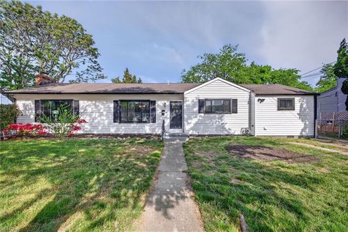 1501 Hedgerow Dr, Virginia Beach, VA, 23455-3401 | Card Image