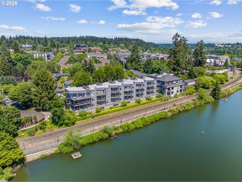 123 3rd St, Lake Oswego, OR, 97034-3017 | Card Image