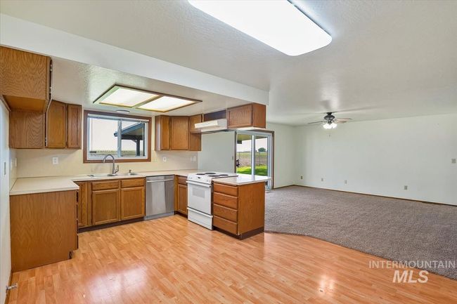 16476 Ustick Rd, House other with 3 bedrooms, 2 bathrooms and 2 parking in Caldwell ID | Image 14