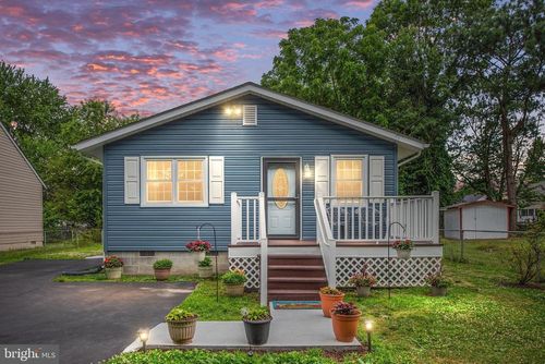 114 5th St, COLONIAL BEACH, VA, 22443-1708 | Card Image