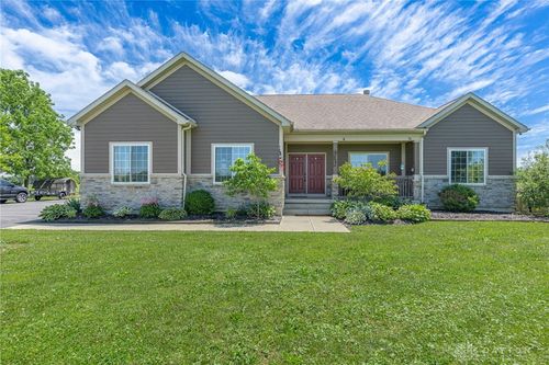 8272 Snake Road, Trotwood, OH, 45426 | Card Image
