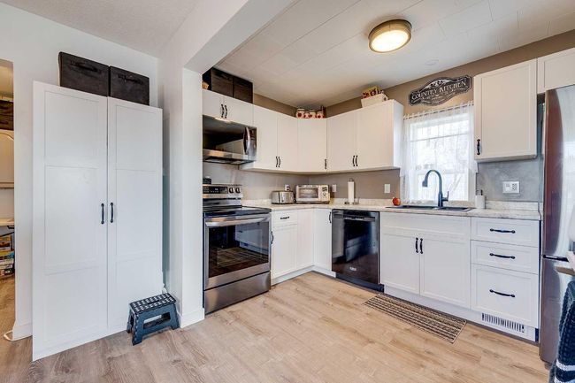 2026 26 Avenue, House other with 1 bedrooms, 2 bathrooms and 2 parking in Delburne AB | Image 9