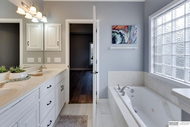 2904 N 173 Rd St, House other with 4 bedrooms, 3 bathrooms and 3 parking in Omaha NE | Image 19