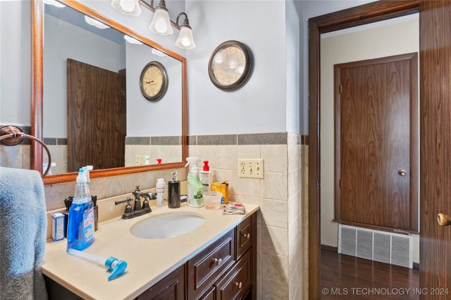 1421 S Hayes Ave, House other with 3 bedrooms, 2 bathrooms and null parking in Wagoner OK | Image 19