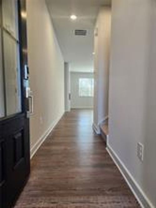 2042 Underwood Dr, Lawrenceville, GA, 30043-7692 | Card Image