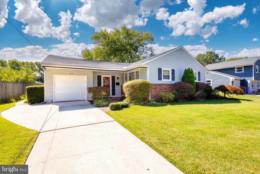 Lincoln Ave, Woodbury Heights, NJ 08097