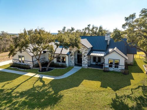 424 Arthur Ct, Spring Branch, TX, 78070-5547 | Card Image