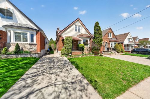 188 Wexford Ave S, Hamilton, ON, L8K2P2 | Card Image