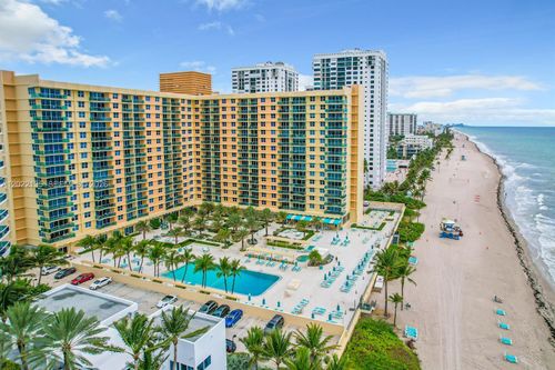 328-2501 S Ocean Dr, Hollywood, FL, 33019-2654 | Card Image