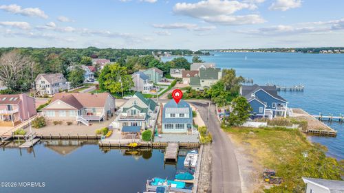 1 Tudor Ave, Pine Beach, NJ, 08741-1428 | Card Image