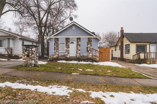 103 W Cornell Ave, Pontiac, MI, 48340-2721 | Card Image