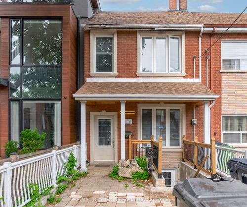 main-fl-119 Markham St, Toronto, ON, M6J2G4 | Card Image