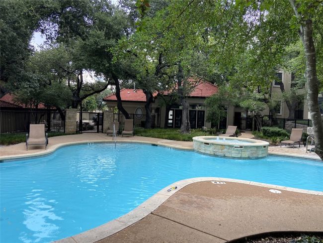 UNIT-623 - 9525 N Capital Of Texas Hwy, Condo with 2 bedrooms, 1 bathrooms and 2 parking in Austin TX | Image 20