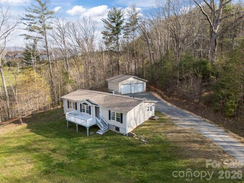 633 Allen Dr, Marshall, NC, 28753-8503 | Card Image