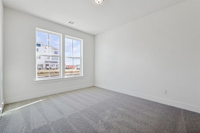 View of carpeted empty room | Image 37