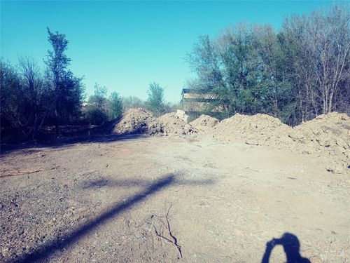 8818 Elroy Road, Del Valle, TX, 78617 | Card Image
