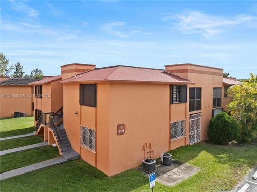apt-104-6395 W 27th Ct, Hialeah, FL, 33016-4328 | Card Image