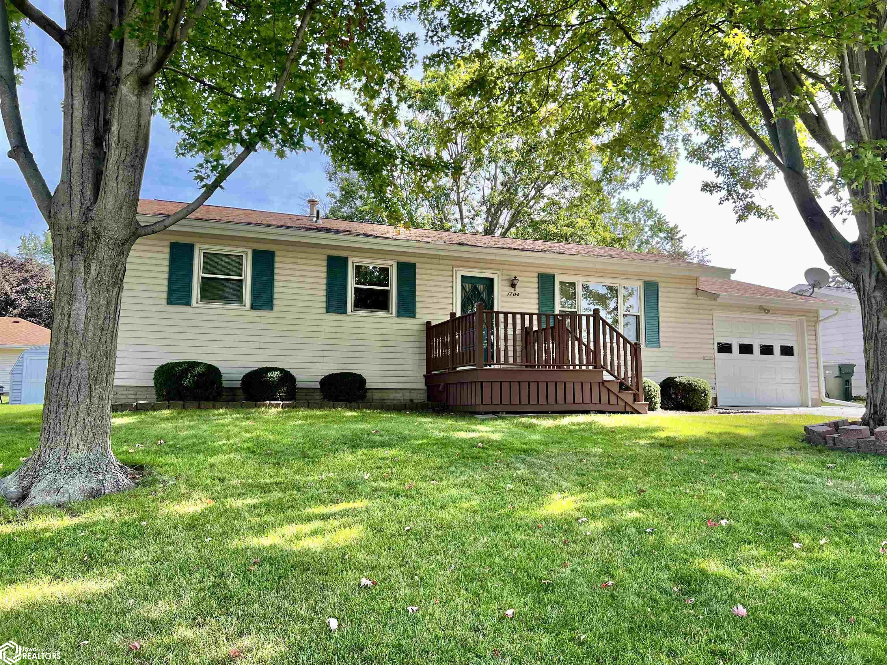 5th St, Oskaloosa, IA 52577