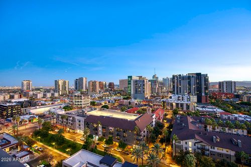 1113-200 W Portland St, Phoenix, AZ, 85003-5469 | Card Image