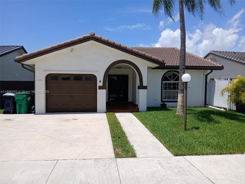 2424 Sw 143rd Pl, Miami, FL, 33175-7094 | Card Image