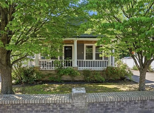 132 Roger Williams Ave, Providence, RI, 02907-3327 | Card Image