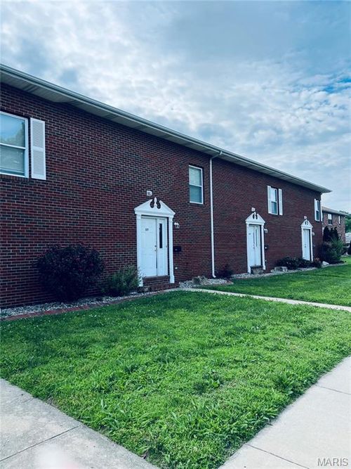 515 S Central, Roxana, IL, 62084 | Card Image