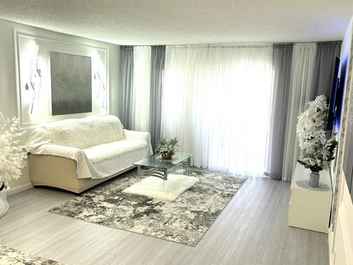 apt-306-1000 Ne 14th Ave, Hallandale Beach, FL, 33009-2792 | Card Image