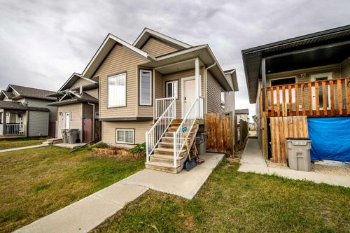 11546 76 Ave, Grande Prairie, AB, T8W0B6 | Card Image