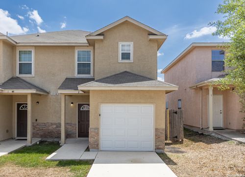 2-5738 Golf Hts, San Antonio, TX, 78244-2145 | Card Image