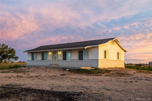 69101 E 72nd Ave, Byers, CO, 80103-8515 | Card Image