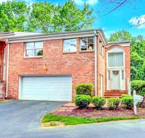 3370 Kelly Lane Ext, Roanoke, VA, 24018-5084 | Card Image