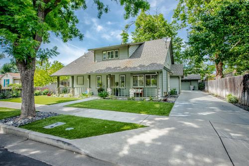 135 Pendegast St, Woodland, CA, 95695-4636 | Card Image
