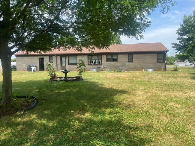 1112 Bridgeport Rd, House other with 3 bedrooms, 1 bathrooms and null parking in Indianapolis IN | Image 6