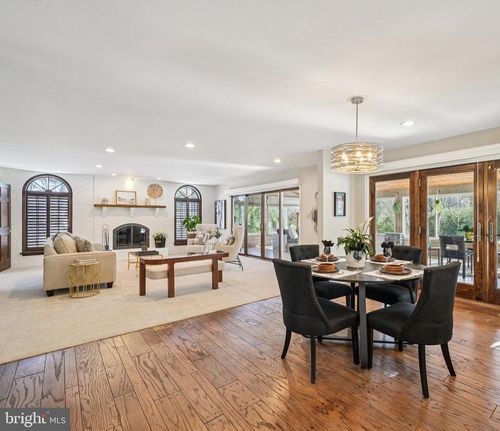 2 Bittersweet Dr, WEST CHESTER, PA, 19382-7056 | Card Image