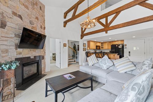 409-19 Village Lodge Rd, Stratton Mtn, VT, 05155-9600 | Card Image