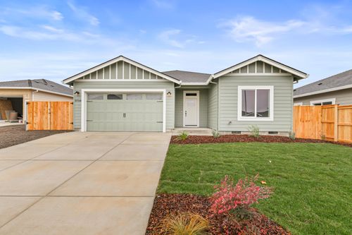 3734 Carlin Dr, Medford, OR, 97504-4139 | Card Image
