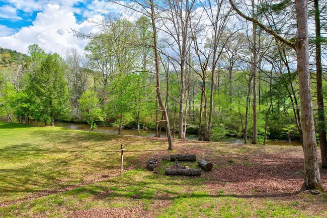 33 Spruce Dr, Home with 3 bedrooms, 3 bathrooms and null parking in Suches GA | Image 29