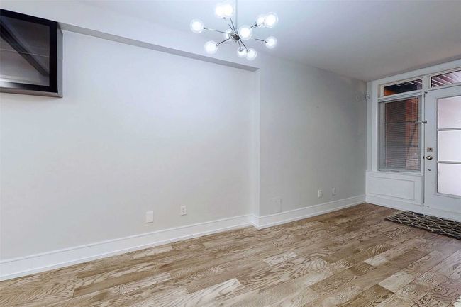 1 - 8171 Kipling Ave, Condo with 1 bedrooms, 1 bathrooms and 1 parking in Vaughan ON | Image 9
