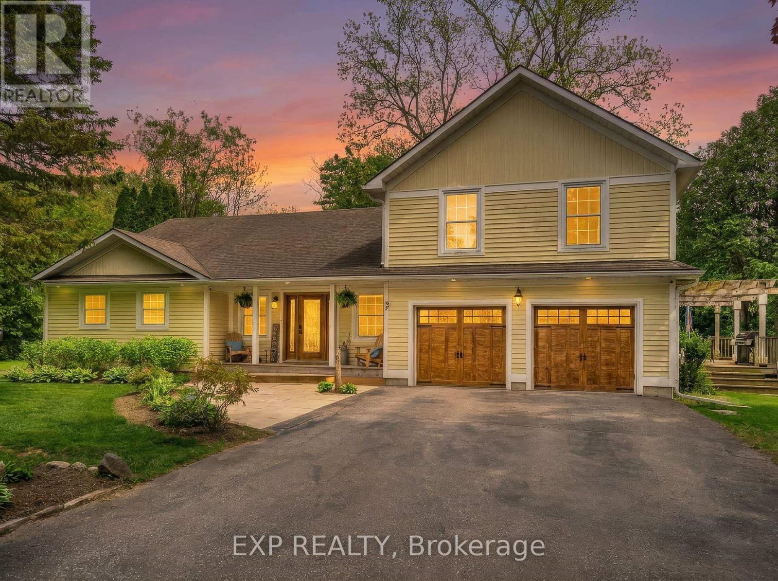 Residential in Georgina (Sutton & Jackson's Point) 3