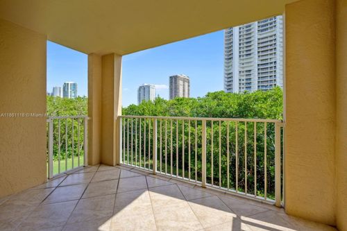 7308-19601 E Country Club Dr, Aventura, FL, 33180-4800 | Card Image