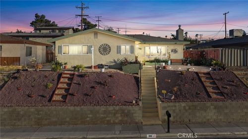 108 W Desert View Dr, Barstow, CA, 92311-3817 | Card Image