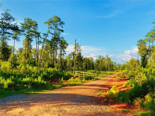 1374 Hopewell Rd, Forsyth, GA, 31029-7064 | Card Image