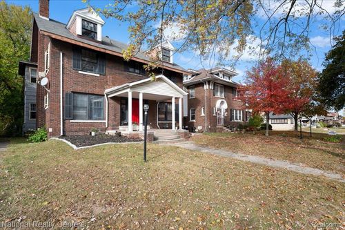 75 Mclean St, Highland Park, MI, 48203-3307 | Card Image