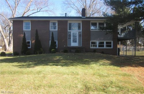 1634 Montaque Ave Nw, Massillon, OH, 44646-2524 | Card Image