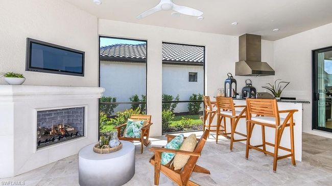 15282 Arpino Ct, House other with 3 bedrooms, 3 bathrooms and null parking in Naples FL | Image 5