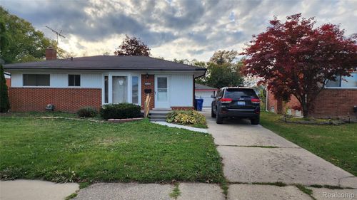 25739 Marilyn Ave, Warren, MI, 48089-4545 | Card Image