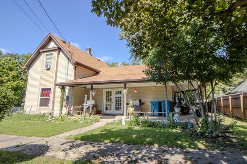 207 W Lake St, Knox, IN, 46534-1436 | Card Image