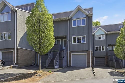 154 Marion Dr, West Orange, NJ, 07052-3311 | Card Image