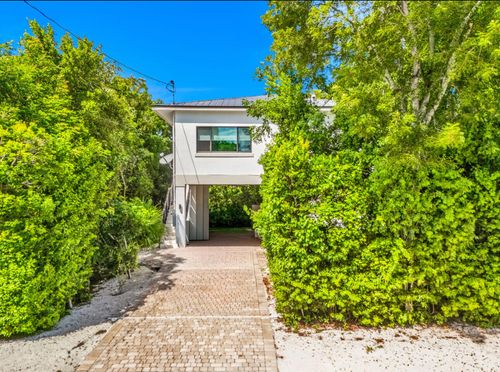 14 Coral Dr, Key Largo, FL, 33037-4350 | Card Image